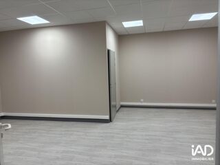   Location Bureaux 100 m&sup2; Compiègne