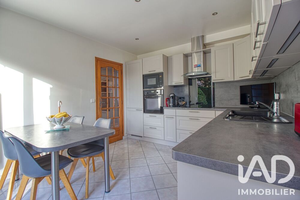 Vente Maison Vente Maison traditionnelle 7 pièces Saint-prix