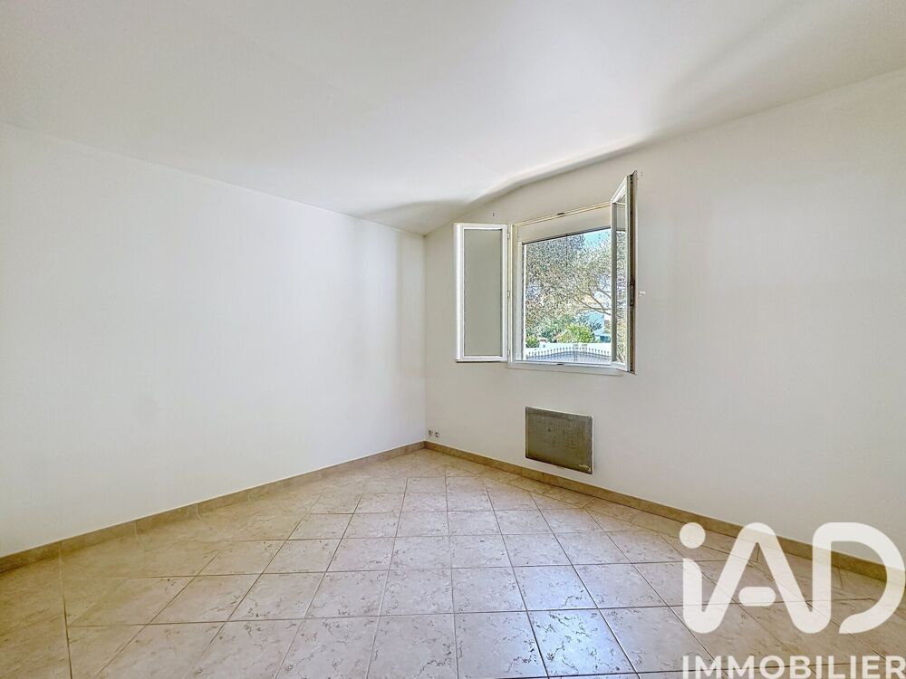 à vendre  Maison Roquebrune-sur-Argens (83520)