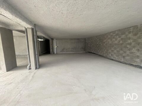   Vente Boutique/Local commercial 147 m&sup2; 
