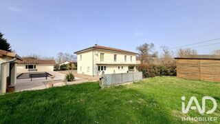  Maison à vendre 8 pièces 199 m²