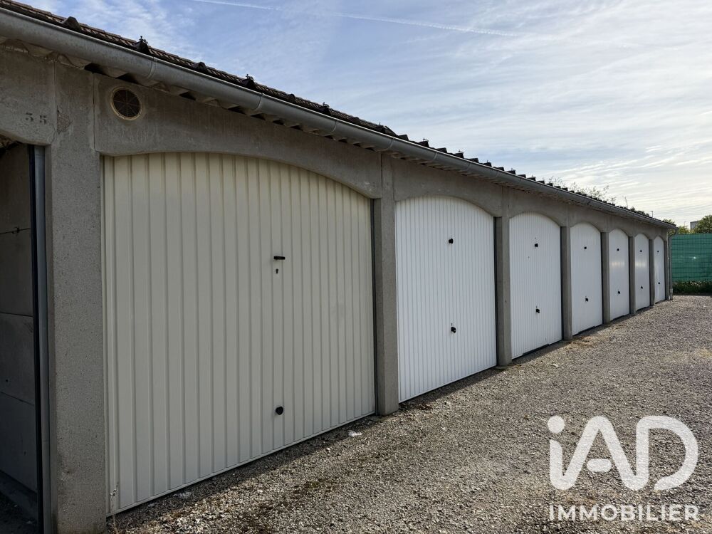 Vente Parking/Garage Vente Garage 1 425 m&sup2; Sens