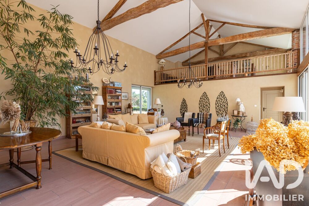 à vendre  Maison Cleppé (42110)