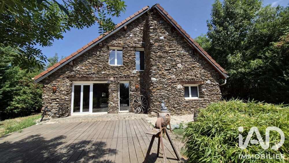 Maison 7 pièces 195 m² · à La Mure · 195 m² · 257 000 €