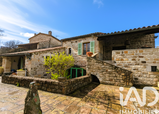  Maison � vendre 12 pi�ces 275 m�