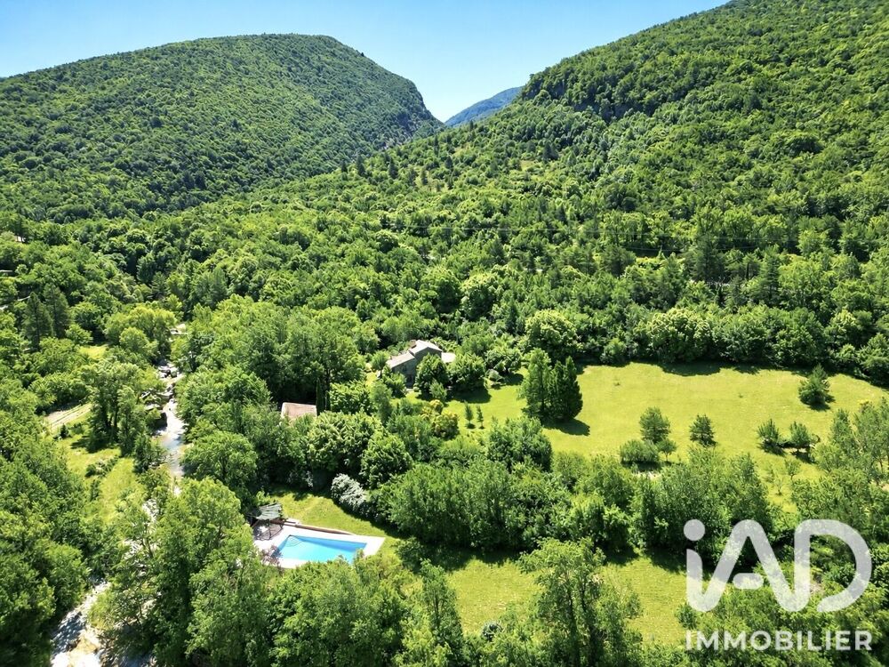 à vendre  Maison Roche-Saint-Secret-Béconne (26770)