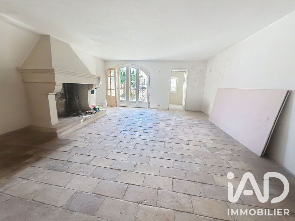 Location Maison Location Mas 9 pièces Cheval-blanc