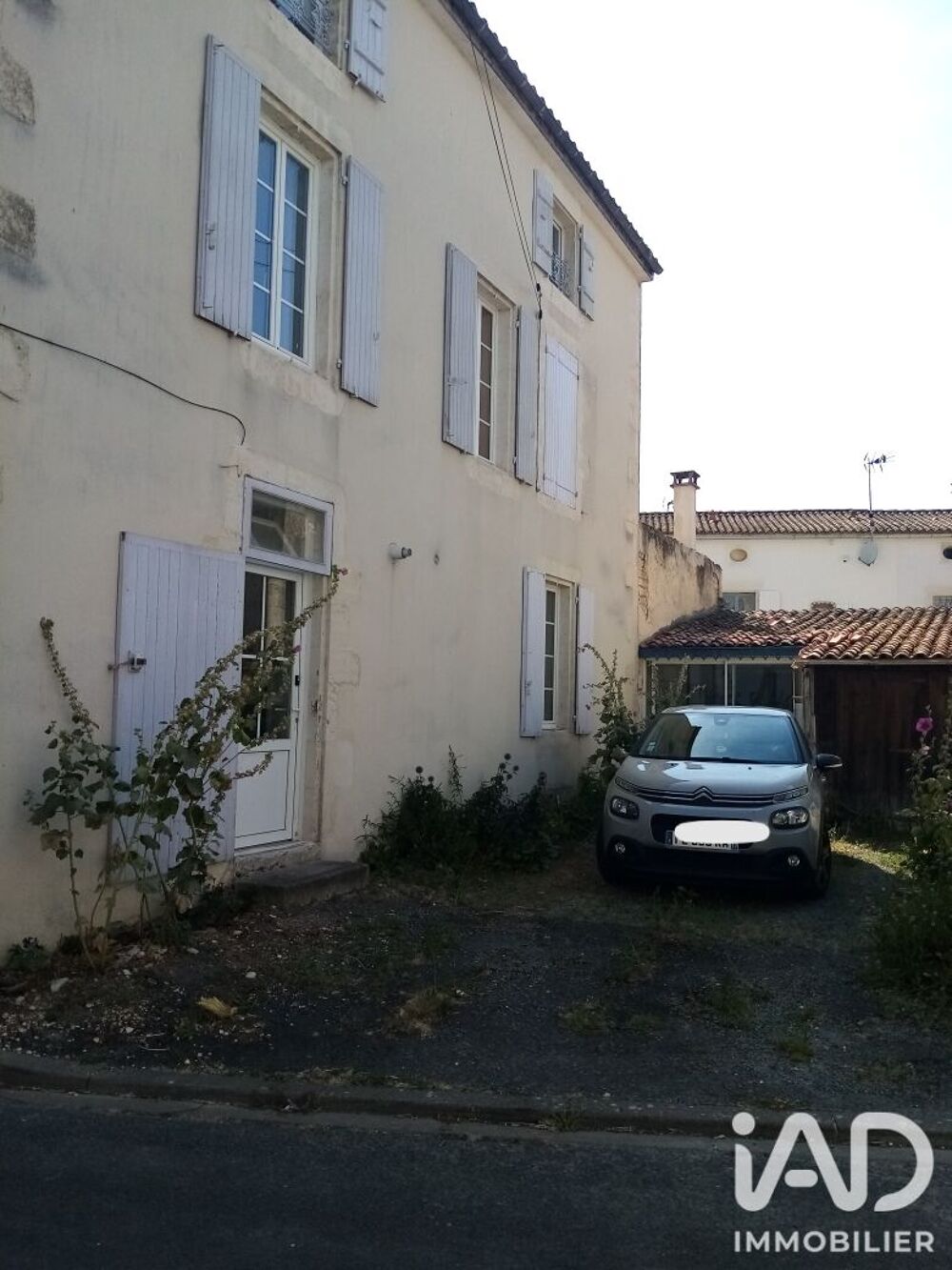 Vente Maison Vente Maison de ville 11 pièces Surgères