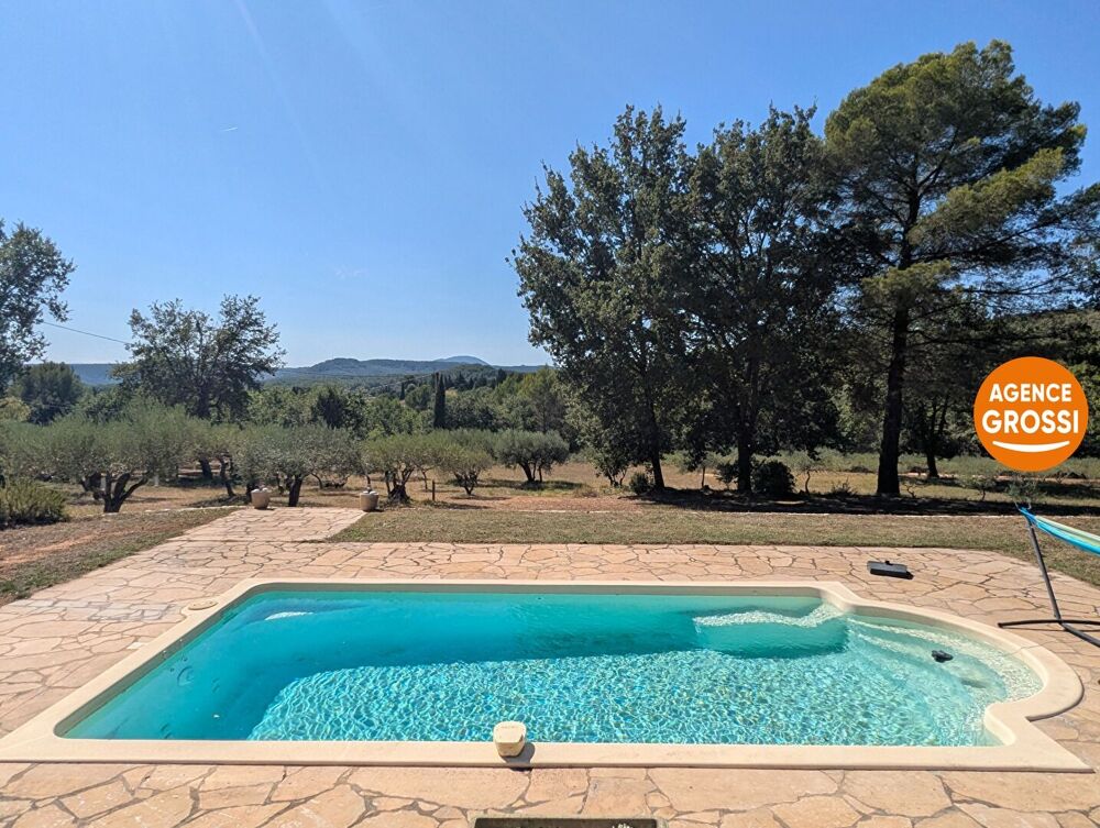 VILLECROZE, villa avec piscine, vue campagne sur terrain 7715m²
