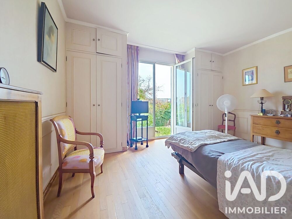 vente Maison - 10 pièce(s) - 233 m² Marly-le-Roi (78160)