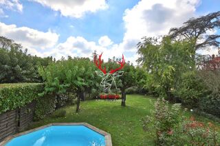  Maison  vendre 8 pices 180 m