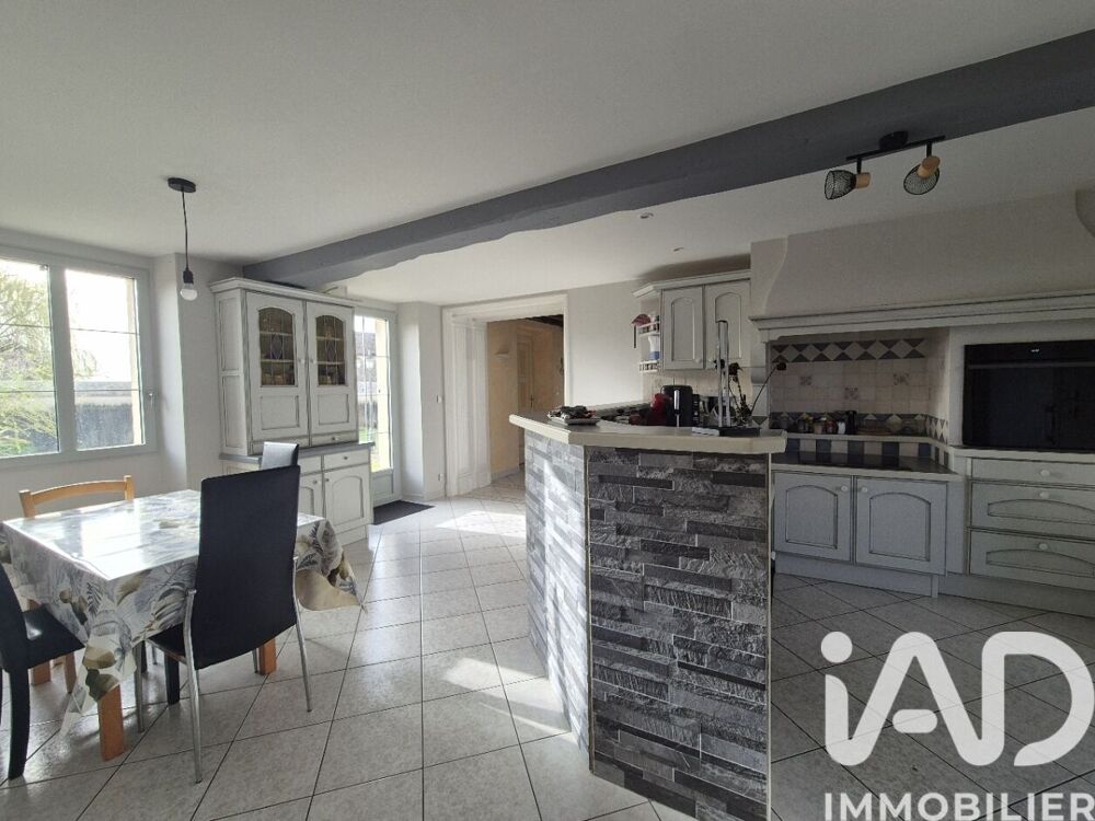Vente Maison Vente Longère 7 pièces Thouars