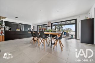  Maison à vendre 6 pièces 182 m²