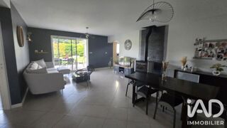  Maison à louer 7 pièces 180 m²