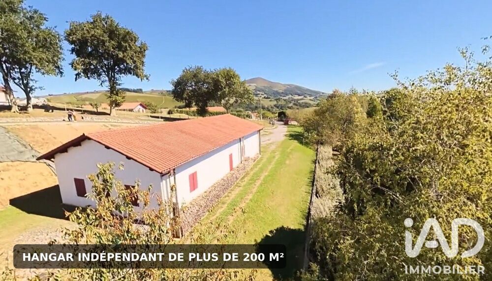 Vente Maison Vente Maison traditionnelle 10 pièces Louhossoa