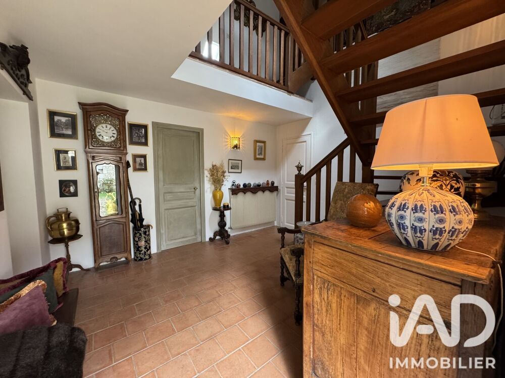 Vente Maison Vente Maison de campagne 8 pièces Noyant-de-touraine