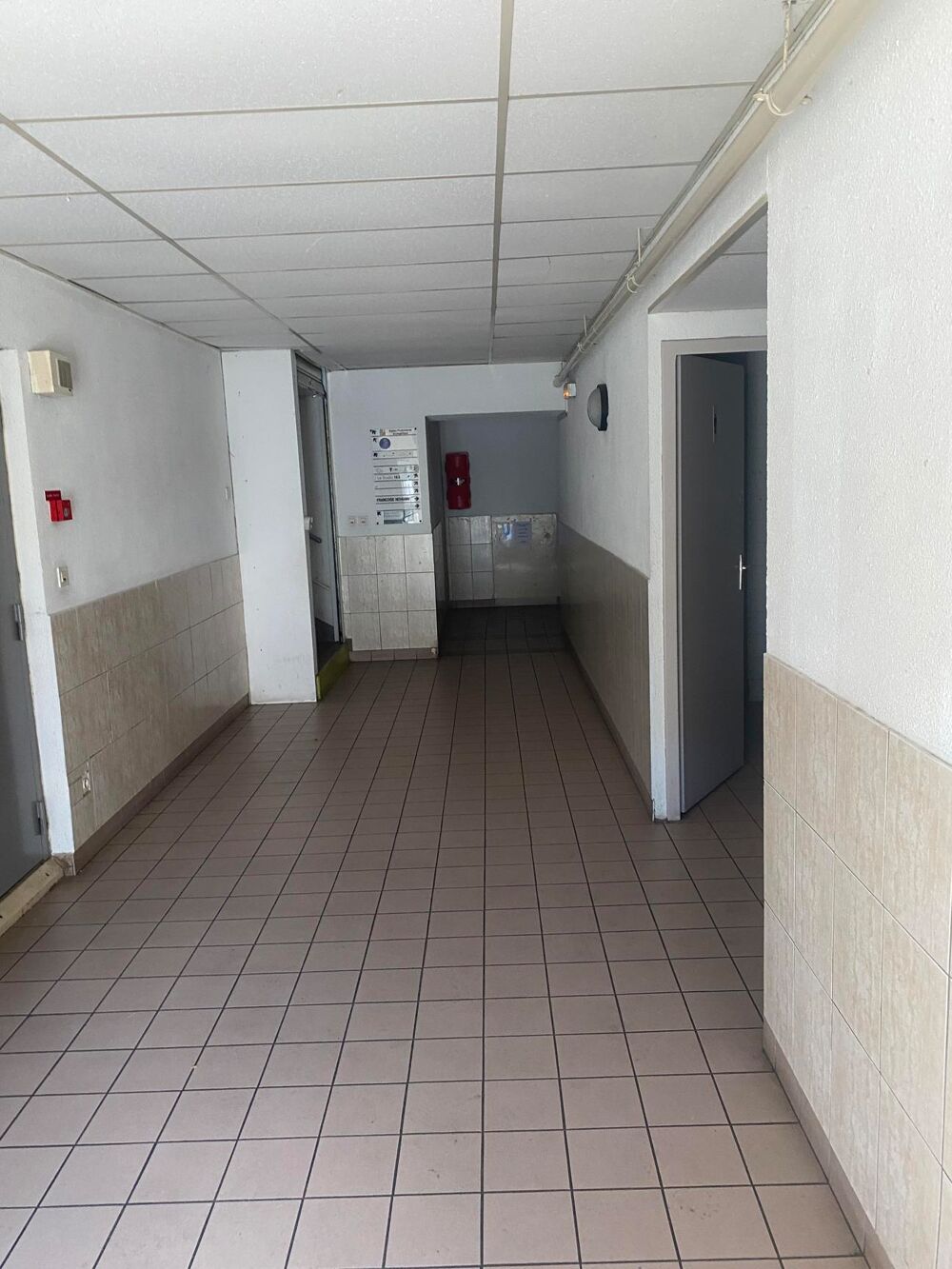   LOCAL COMMERCIAL Grenoble