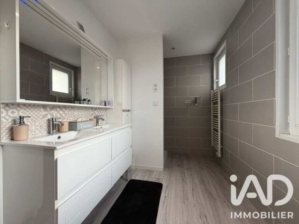 Vente Maison Vente Maison traditionnelle 5 pièces Saint-varent