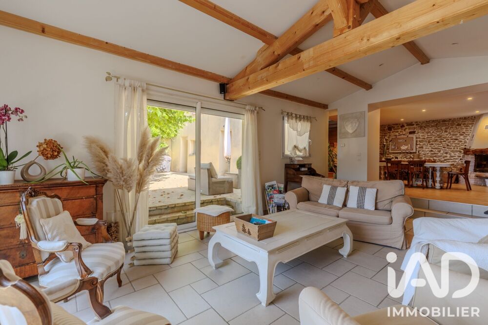 Vente Maison Vente Maison traditionnelle 7 pièces Pollionnay