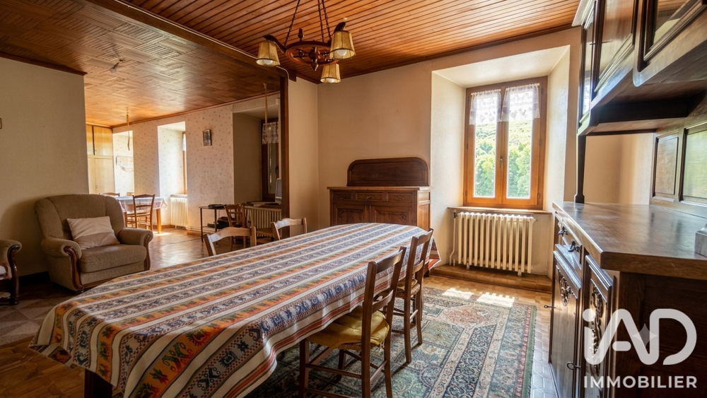 Vente Maison de village 8 pièces