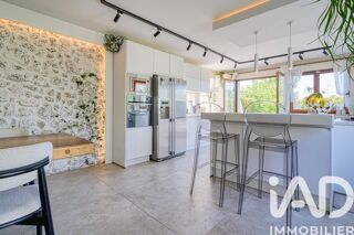  Maison � vendre 5 pi�ces 210 m�