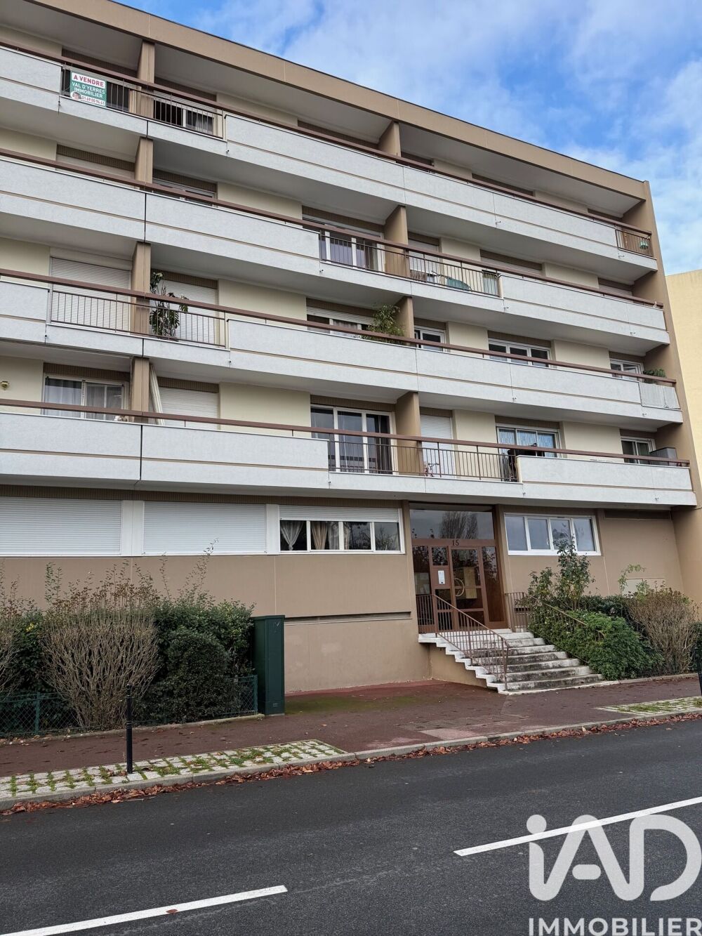Appartement 3 pièces 61 m² · à Épinay-sous-Sénart · 61 m² · 120 000 €