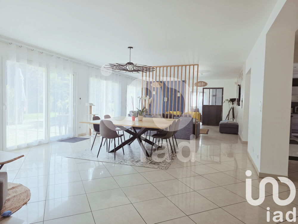 Vente Maison Vente Maison/villa 9 pièces Venizel