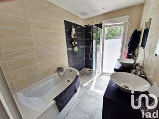  Maison à vendre 7 pièces 205 m²