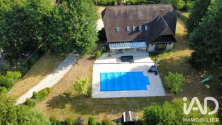  Maison à vendre 8 pièces 337 m²