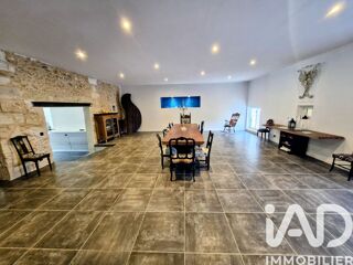  Maison à vendre 15 + pièces 771 m²
