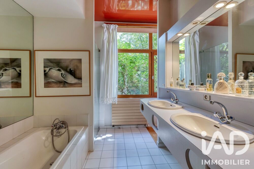à vendre  Maison Saint-Ismier (38330)