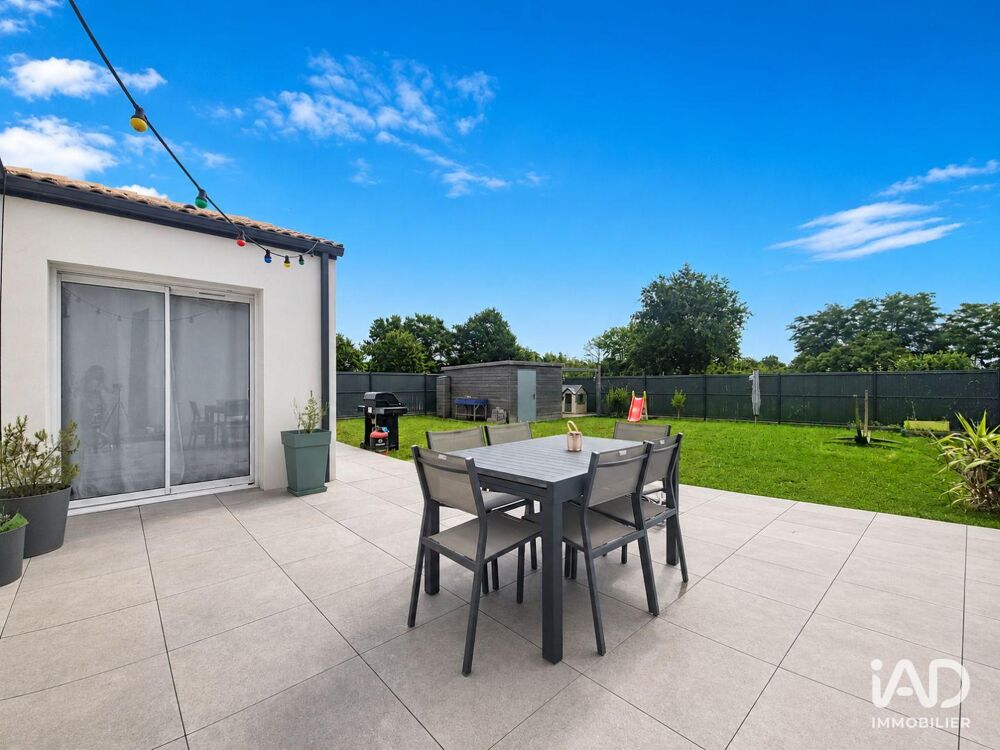 vente Maison - 5 pièce(s) - 82 m² Sainte-Pazanne (44680)