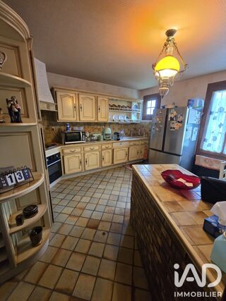  Maison à vendre 6 pièces 196 m²