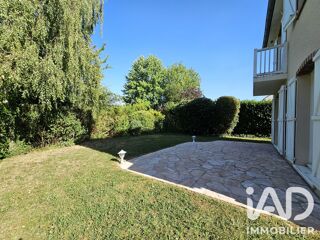  Maison à louer 8 pièces 148 m²