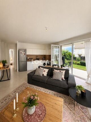  Appartement à louer 3 pièces 66 m²