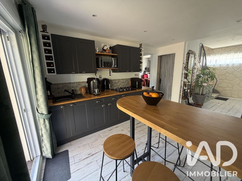 Vente Maison Vente Maison traditionnelle 6 pièces La rochelle
