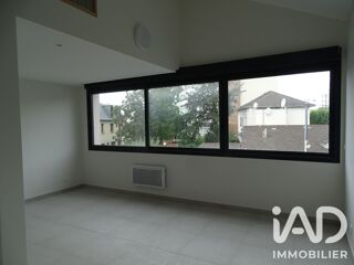  Appartement à louer 4 pièces 79 m²