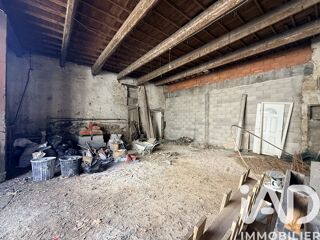  Parking / Garage à vendre 100 m²