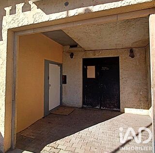  Parking / Garage à vendre 150 m²