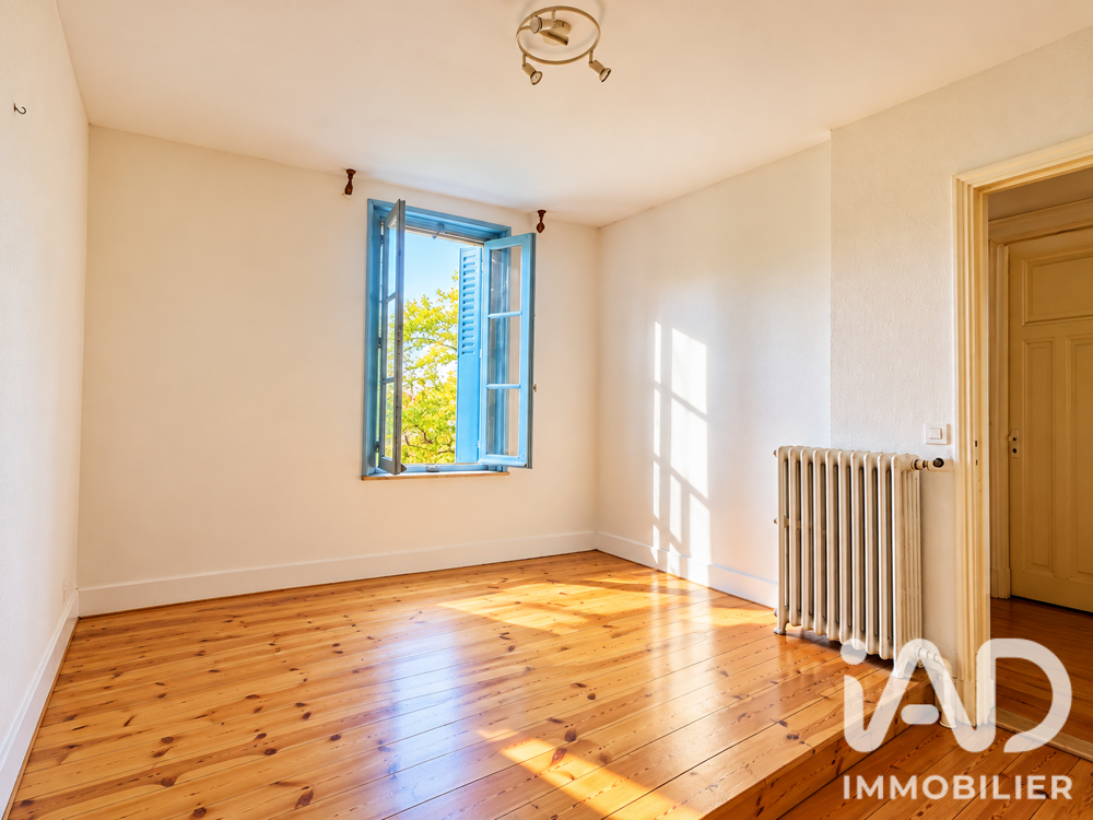 Vente Maison Vente Maison d'architecte 7 pièces Montbrison