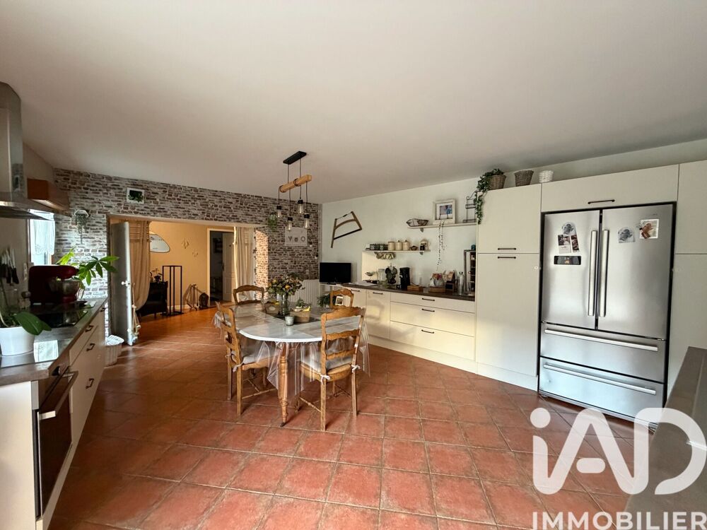 Vente Maison Vente Maison/villa 7 pièces Neuville-de-poitou