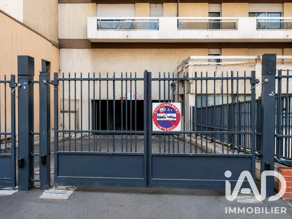 Vente Parking/Garage Vente Parking 12 m&sup2; Paris 11
