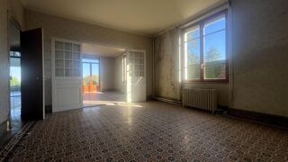  Maison à vendre 15 + pièces 362 m²