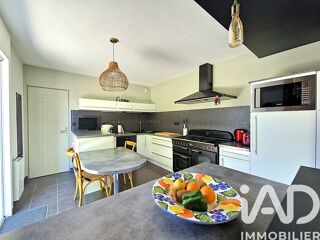  Maison à vendre 8 pièces 214 m²