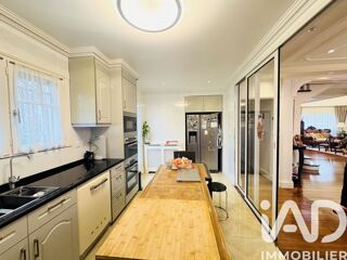  Maison à vendre 9 pièces 207 m²