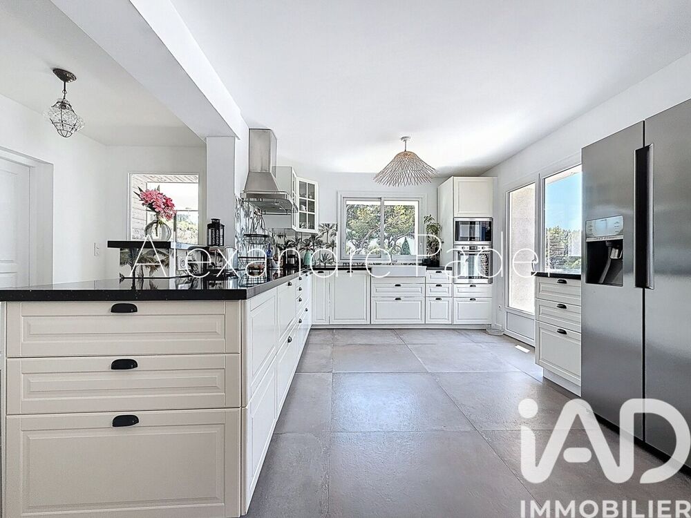 à vendre  Maison Carqueiranne (83320)