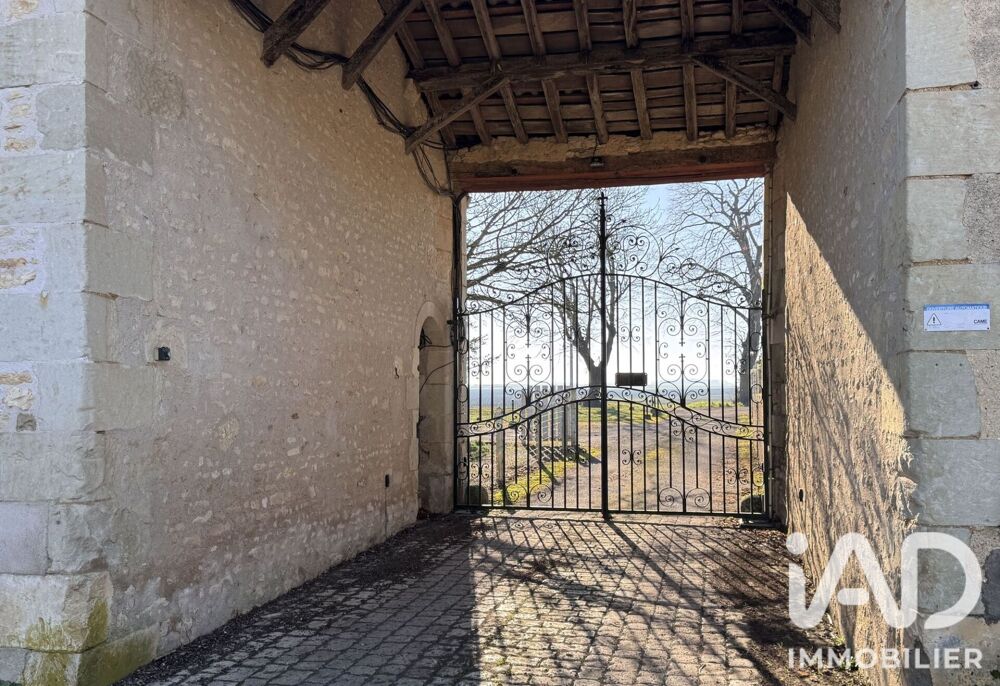 à vendre  Maison Vendeuvre-du-Poitou (86380)
