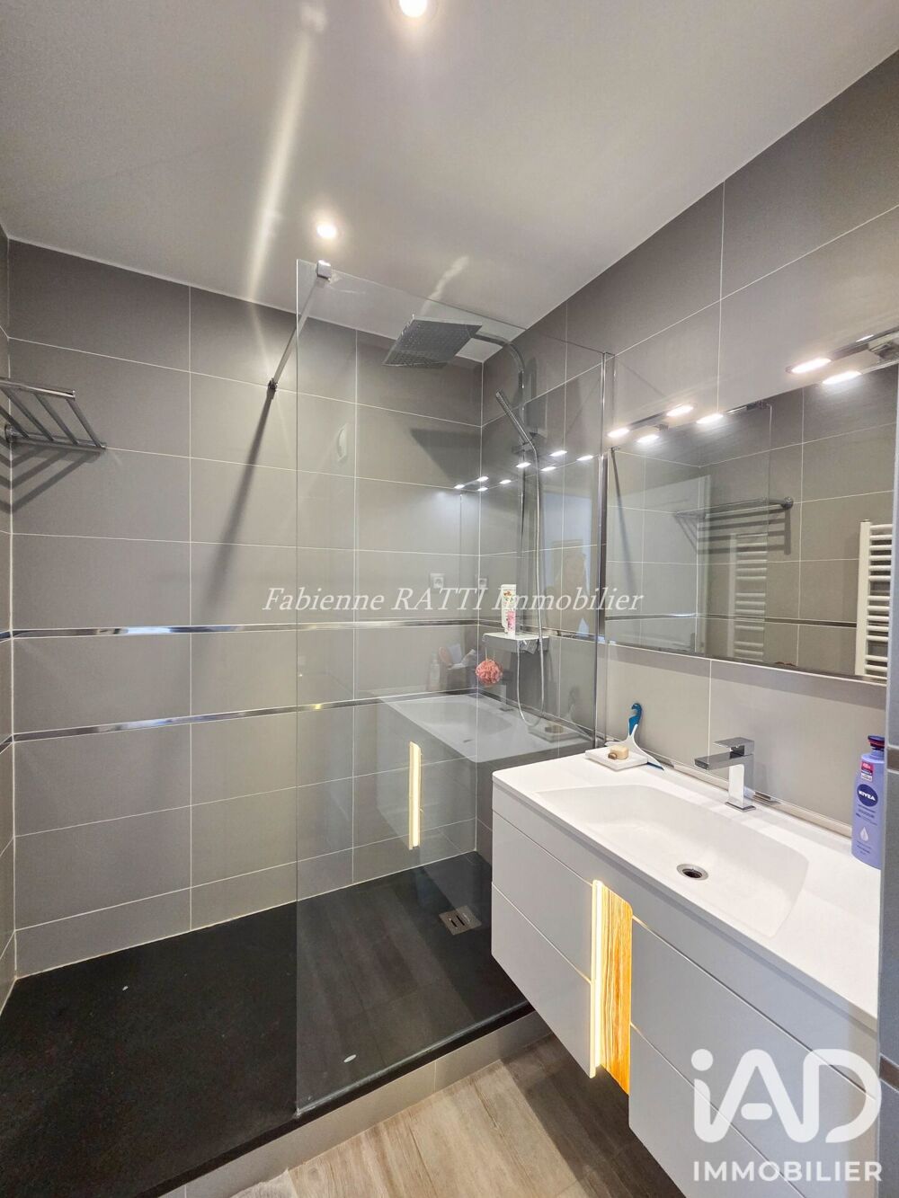 à vendre  Appartement Carrières-sur-Seine (78420)
