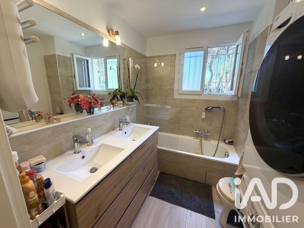 à vendre  Appartement Fréjus (83600)