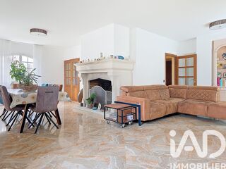  Maison à vendre 10 pièces 265 m²